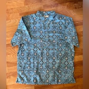 Reyn Spooner Hawaiian aloha shirt